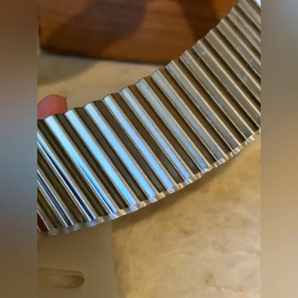 Pampered Chef Crinkle Cutter old style
